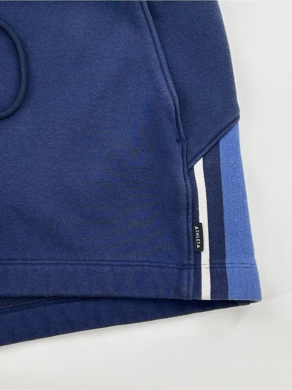 Athleta Navy Blue Triumph Game Point Shorts Small - Picture 5 of 9